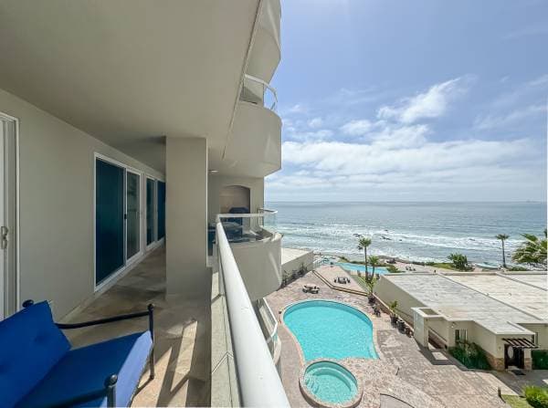 Quiet Condo for Rent (La Jolla del Mar) - Image 2