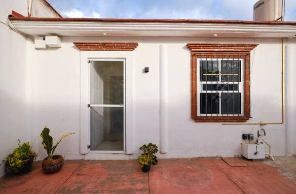 refurbished apartment in 1960's retro style - Image 2