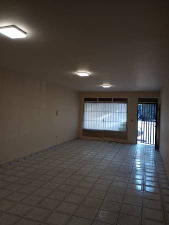 Commercial Space for Rent Downtown on Avenida H Cristobal Colon - Image 2