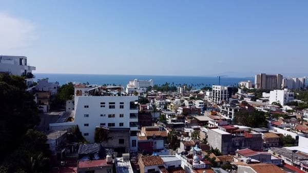 Multi-family Fixer Upper House 5 De Diciembre