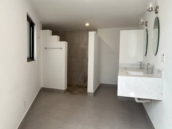 Casa Molino – Unit B Luxury and Comfort with Incredible Views - Image 5