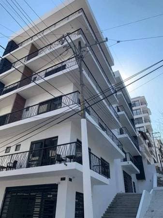 Peaceful Building in Great Location 1 Year Lease avail pet friendly - Image 5