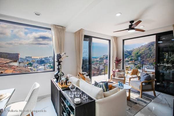 3 VISTAS – High Living, Unit 07 – Luxury Condo for Sale - Image 5