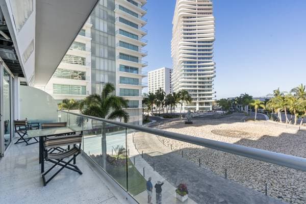 Peninsula Vallarta -- Beachfront Condo -- $999,000. USD - Image 3