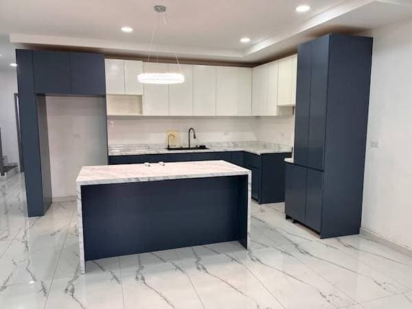 Perla del Pacifico BEFORE the second access (tunnel) to Playas de Tijuana - Image 2