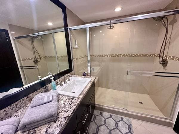 Super Clean Beach Front Condo @ La Jolla Real Resort - Image 4