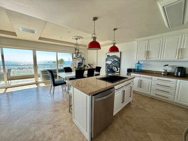 Great Condo Option In Town - 2nd floor @ Riviera Resort - Image 3