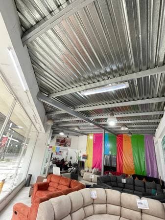 Commercial Space for Sale 519 sq ft - Image 4