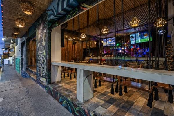 Own a Bar in Paradise. $250,000. USD - Image 2