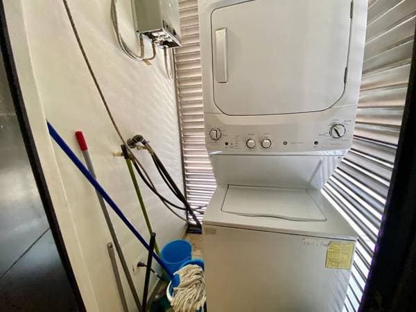 for rent via de lerry, fully furnished 2 bedrooms - Image 3