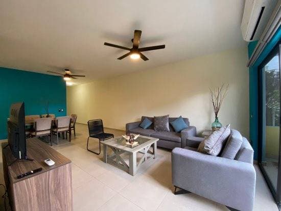 2 bed 1 bath apartment