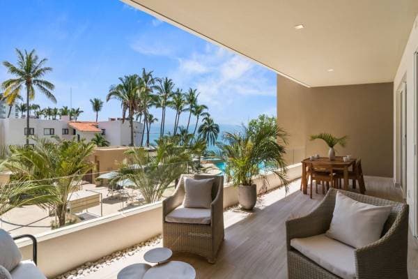 VBucerias $769,000. USD 2/2