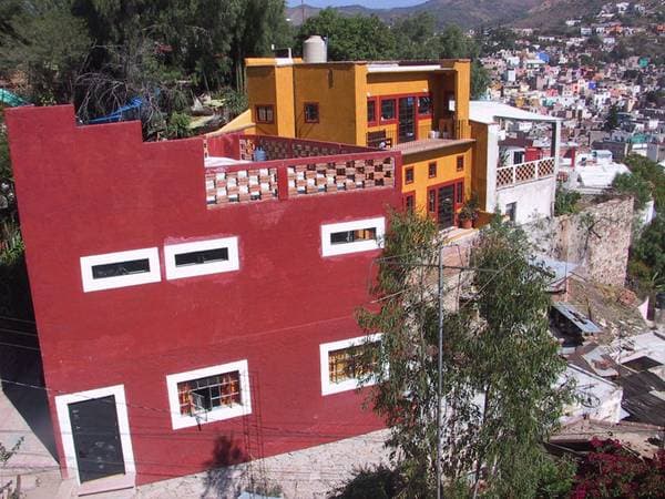 RENT home in center of town- Pochote 15A with VIEWS