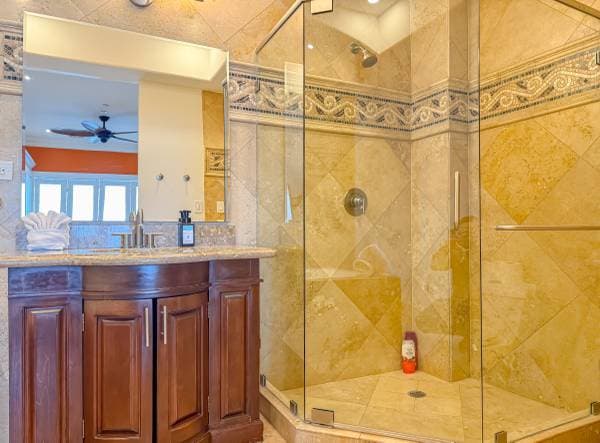 Coastal Escape, Condo for Long-Term Rental, 9th. Floor - Image 2