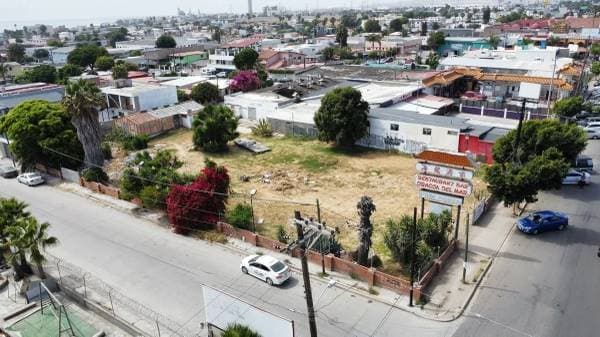 For Sale: Corner Lot on Blvd Benito Juarez - Image 2