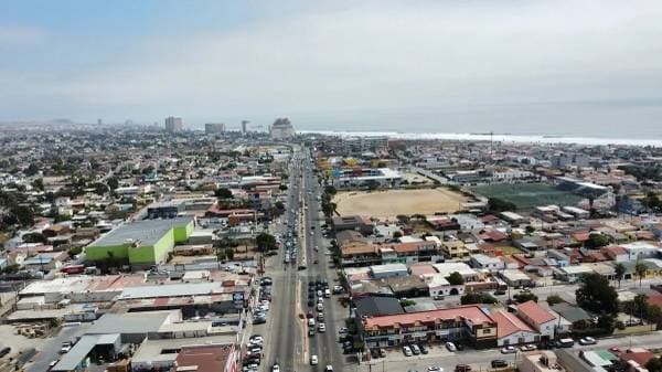 For Sale: Corner Lot on Blvd Benito Juarez - Image 4