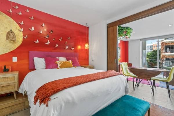 Studio Apartment -- Versalles -- $249,000. USD - Image 2