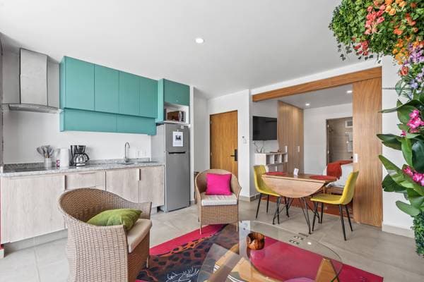 Studio Apartment -- Versalles -- $249,000. USD - Image 4