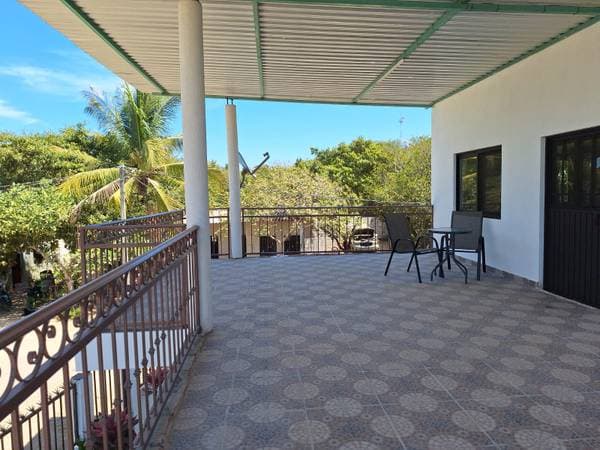 Las Varas. 2 bedroom 2 bath $199,000. USD - Image 2