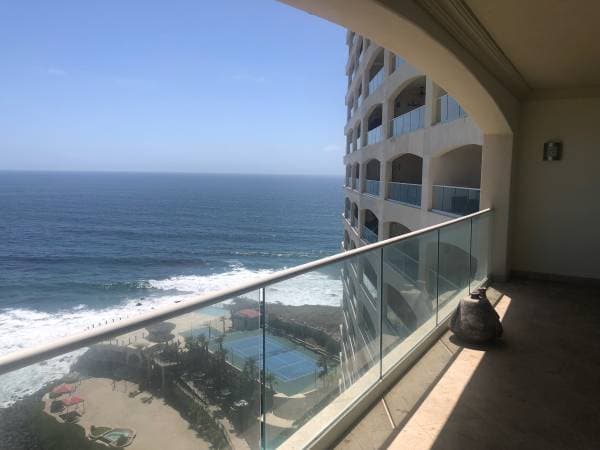 Las Olas Grand Luxury Condo Spectacular Ocean View & Amenities