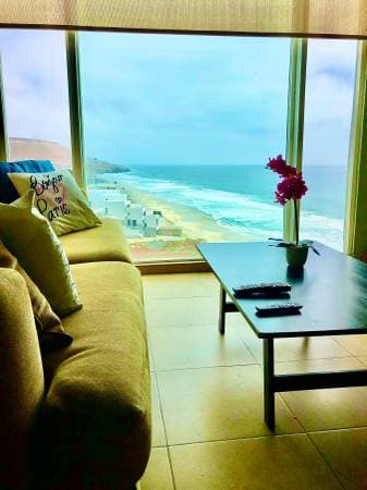 Beachfront furnished near restaurants / Elec,water,gas,wifi<=========