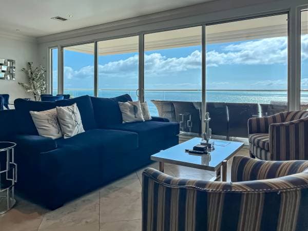 Entire Condo for Long-Term Rental, 8th. Floor - Image 5