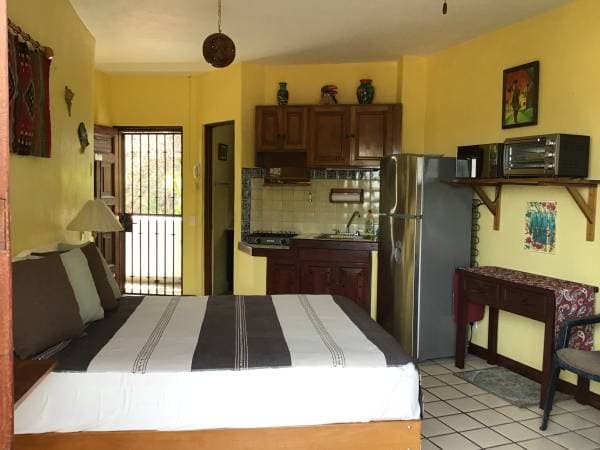 Puerto Vallarta - Studio Condo - Panoramic Ocean Views - Image 5