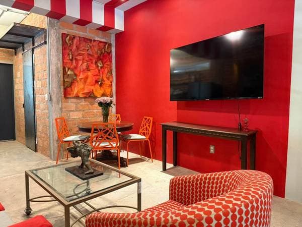 Brand New 1 bed 1 bath