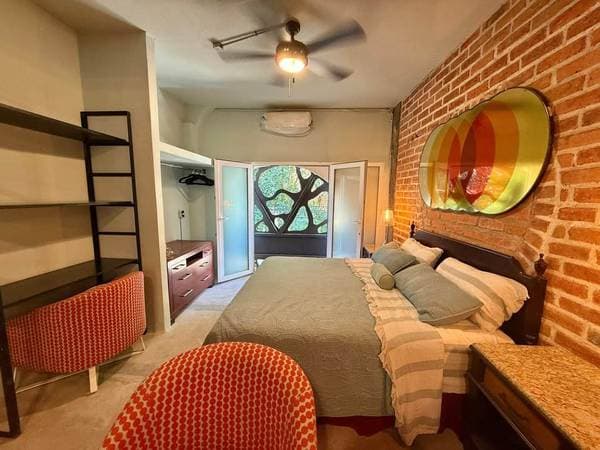 Brand New 1 bed 1 bath - Image 2