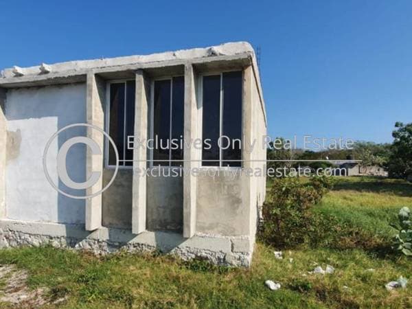 No.5312 FR3SH MEX PESO HOUSE NEAR THE CENTER AND THE BEACH FIXER UPPER - Image 3