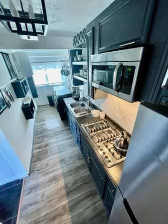 Rare find Zona Rio, 2Br lux furnished. - Image 2