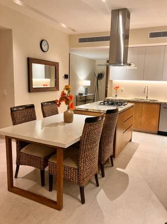 🌊 V Bucerias – Luxury Beachfront Condo 🌴 🛏️ 2 Bedrooms - Image 4