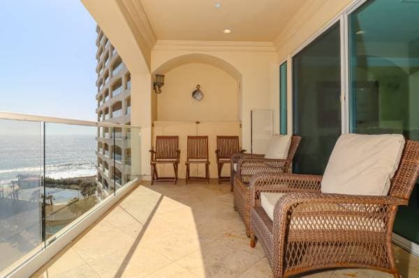 Long Term Rental, 8th. Floor - Image 3