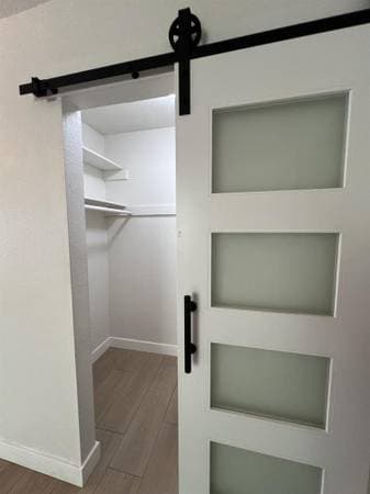 Spacious Room with Private Entrance - Image 2