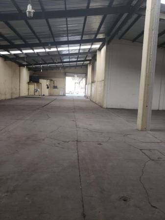 Santa Maria La Ribera Commercial Warehouse for Rent - Image 2