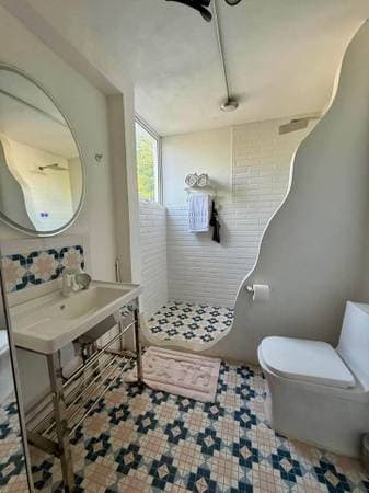 Brand New Studio in the Romantic Zone - Image 3