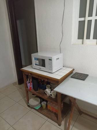 RENT BEAUTIFUL ROOM for WOMAN, Magnificent location - Image 5