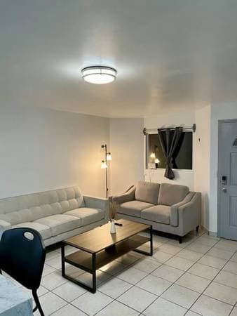Apartment for rent - Image 5