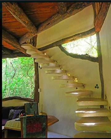 Gorgeous off the grid jungle eco home - Image 4