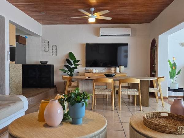 Spacious 4-Bedroom House with Pool and Terrace in Col. 5 de Diciembre - Image 2