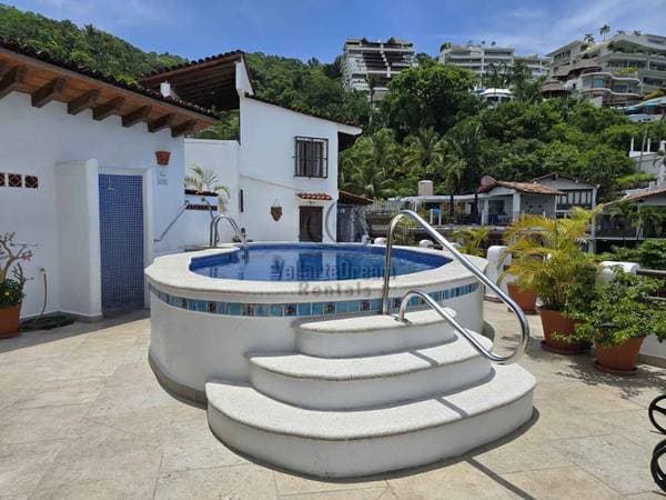 Romantic Zone - Steps to Los Muertos Beach