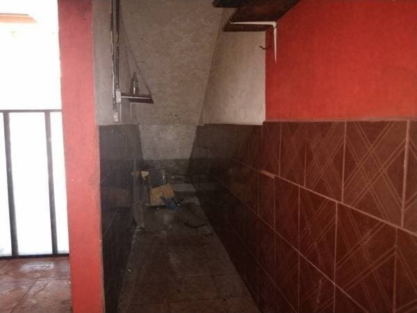 House with commercial space on main avenue - pay 60% down and monthly payments - Image 4