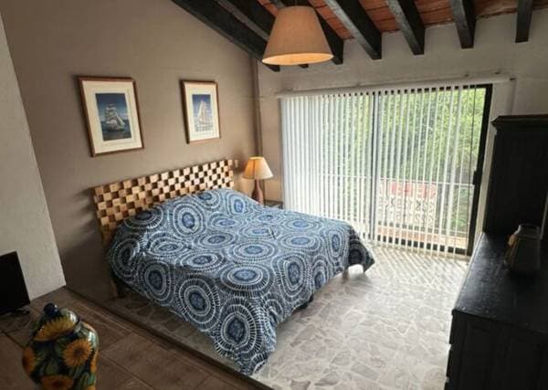 studio with common pool - Image 3