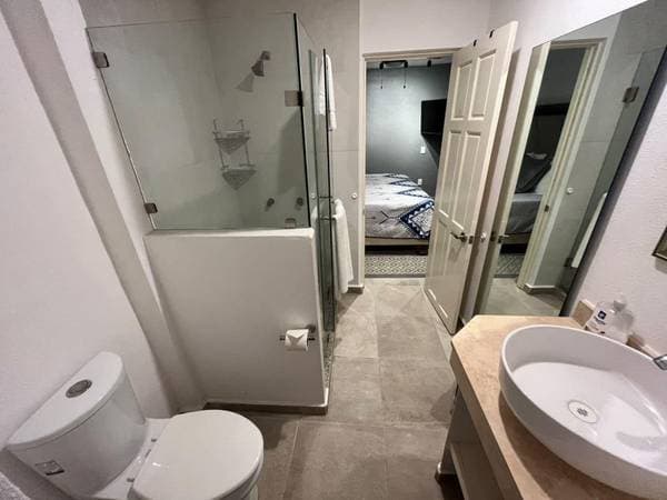 Apartment 2 bedrooms and 2 baths near Sheraton, Soriana and Stadium - Image 5