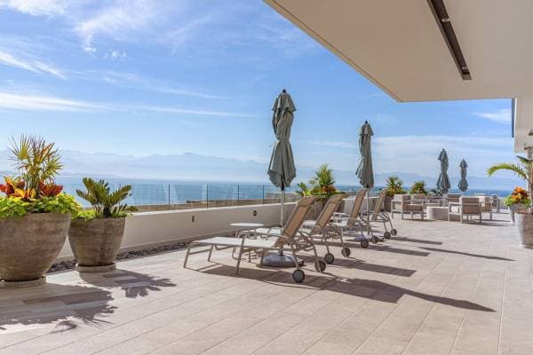 V Bucerias, 2 Bedroom. $769,000. USD - Image 5