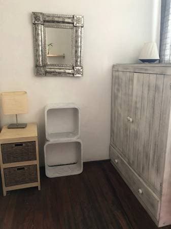 Condesa, Room with private bathroom - Image 3