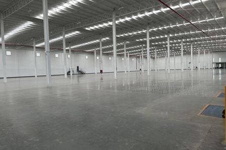 Rental: New Industrial Warehouse 10,500 m2