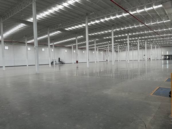 Rental: New Industrial Warehouse 10,500 m2 - Image 5