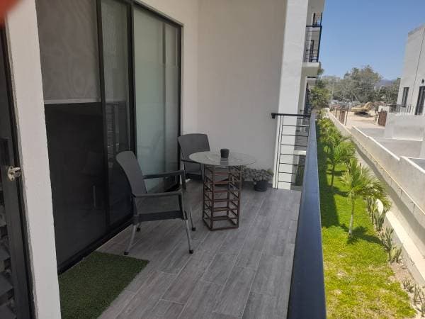 Apartment near Flamingos - Image 4