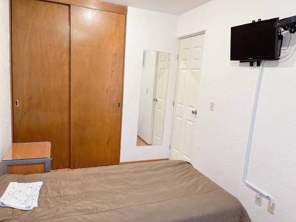 Furnished Room With Balcony And Bathroom, No Deposit Or Contract, Narvarte, Plaz - Image 5